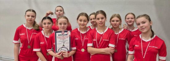 Gminny Mikołajkowy Turnieju Piłki Siatkowej w Bornem Sulinowie